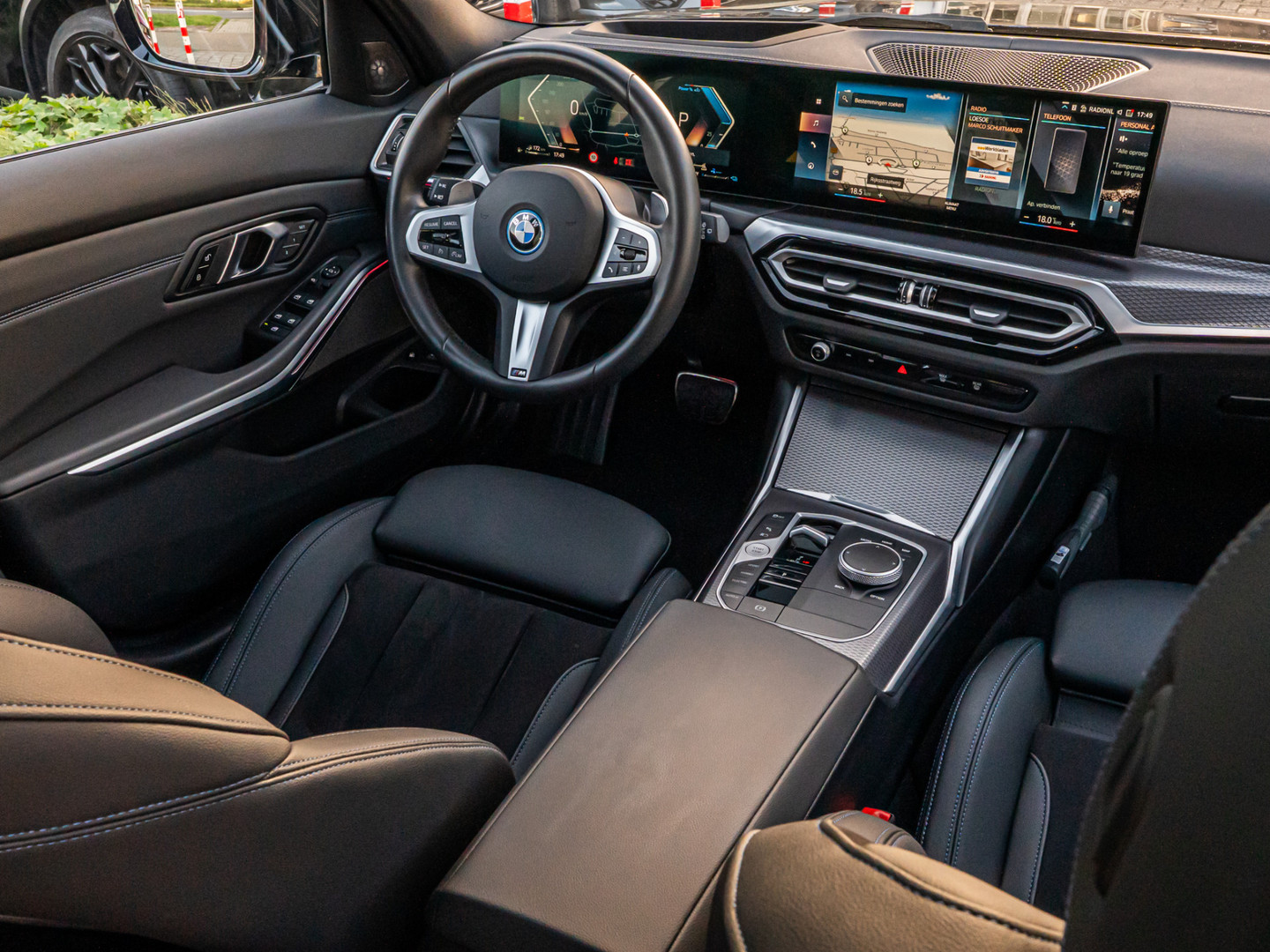 BMW BMW