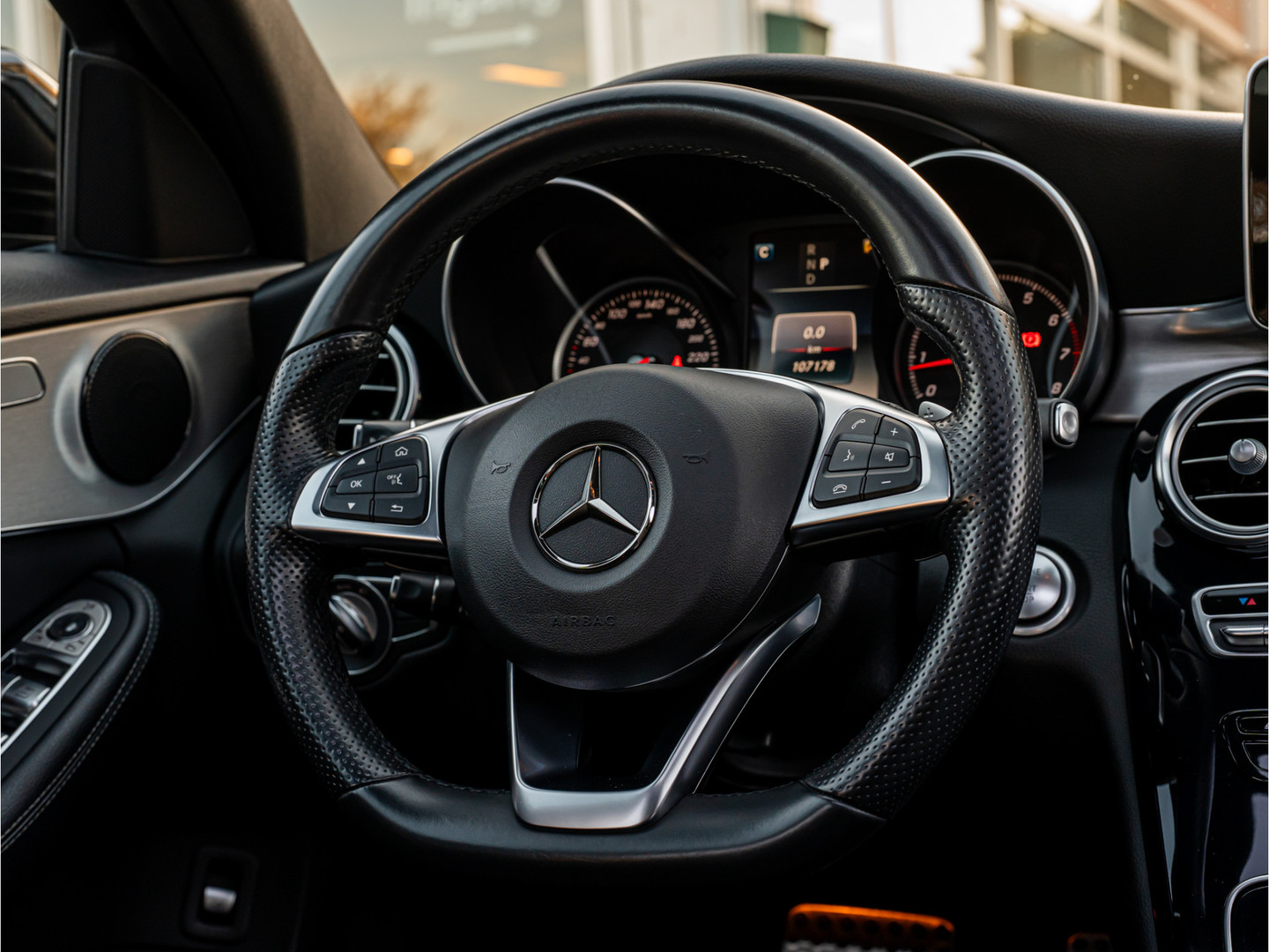 Mercedes-Benz Mercedes-Benz