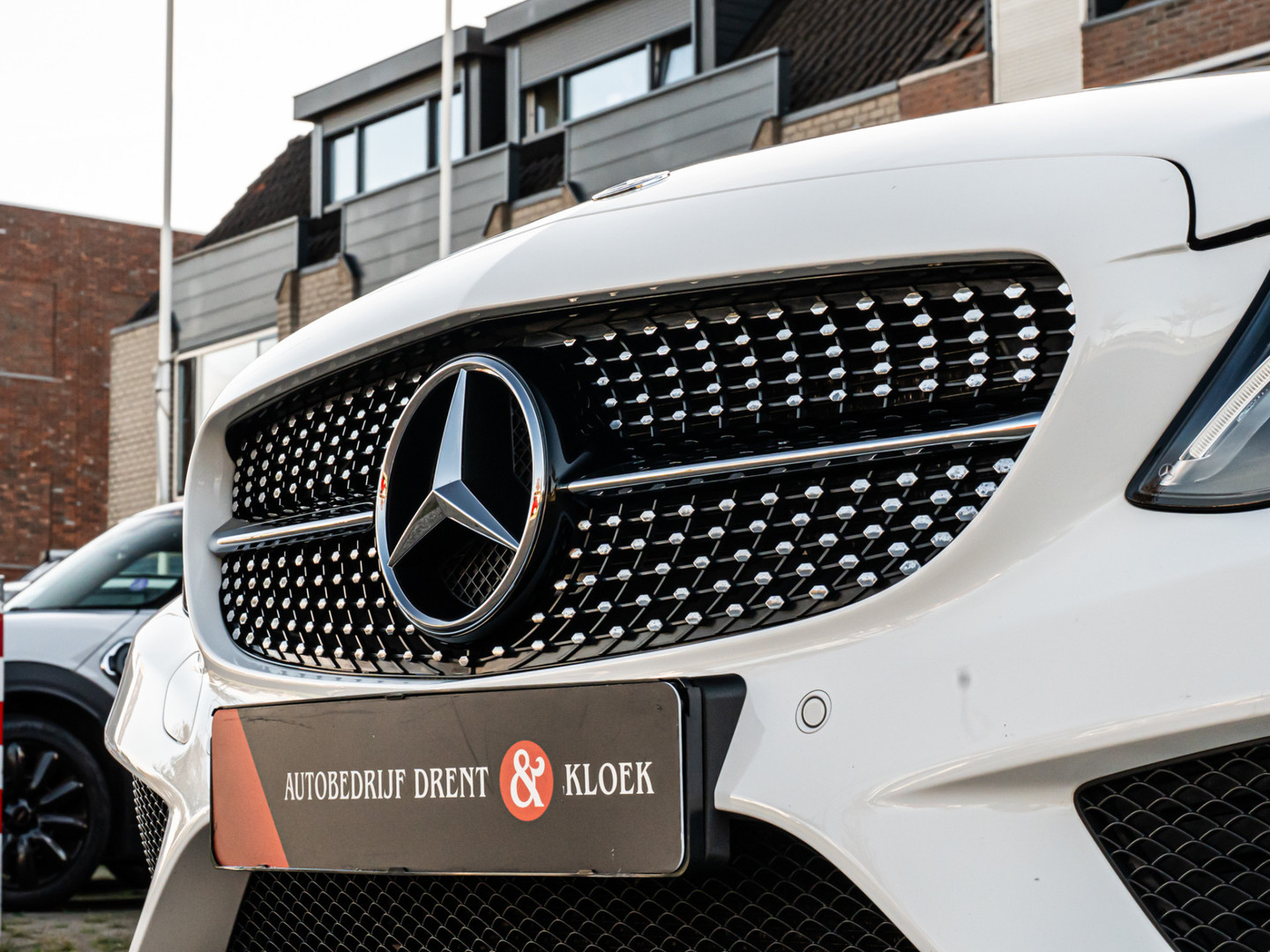 Mercedes-Benz Mercedes-Benz