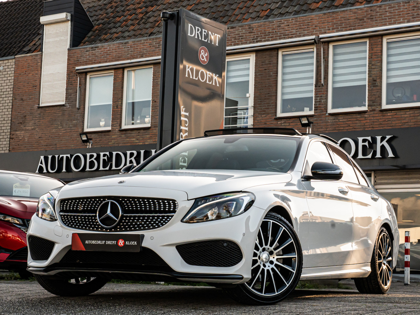 Mercedes-Benz Mercedes-Benz