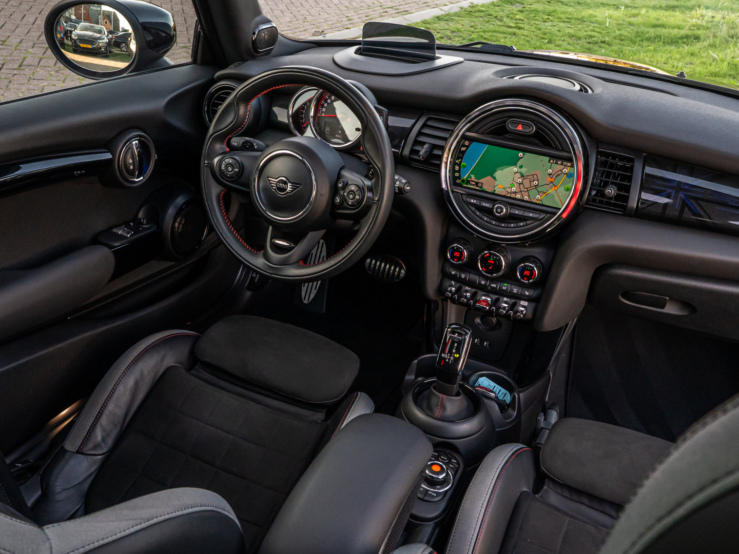 MINI