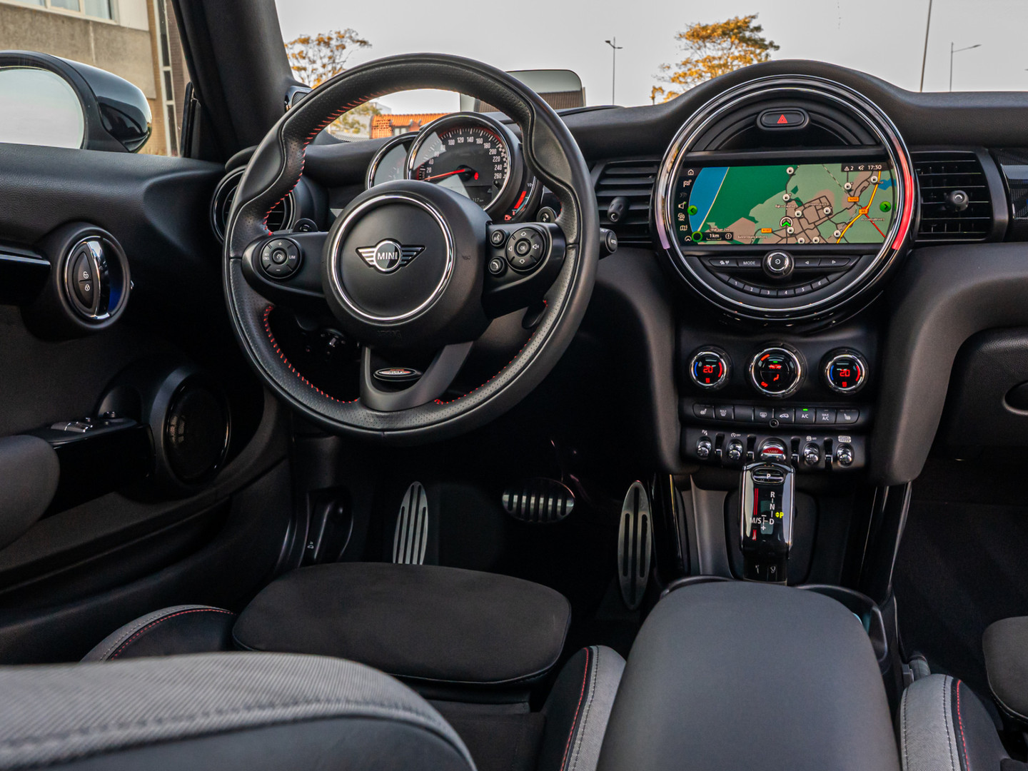 MINI MINI