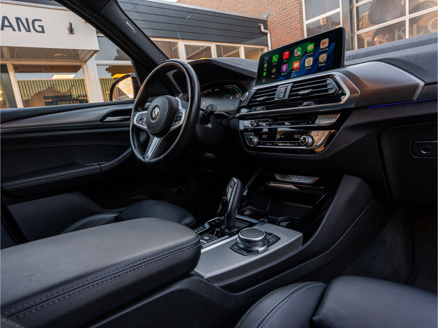 BMW BMW