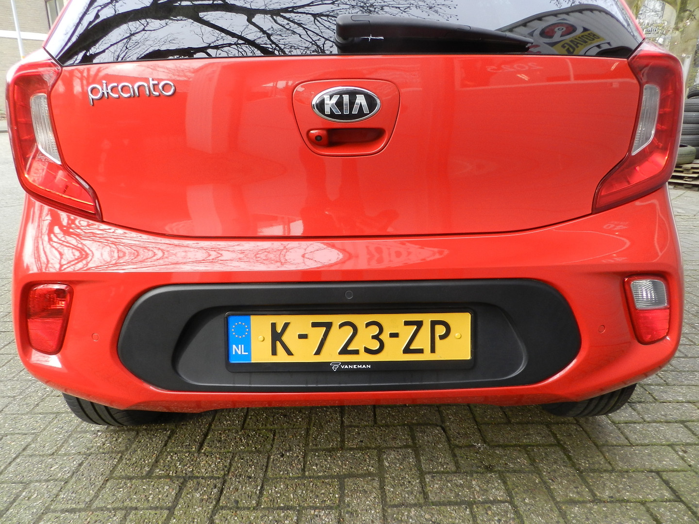 Kia