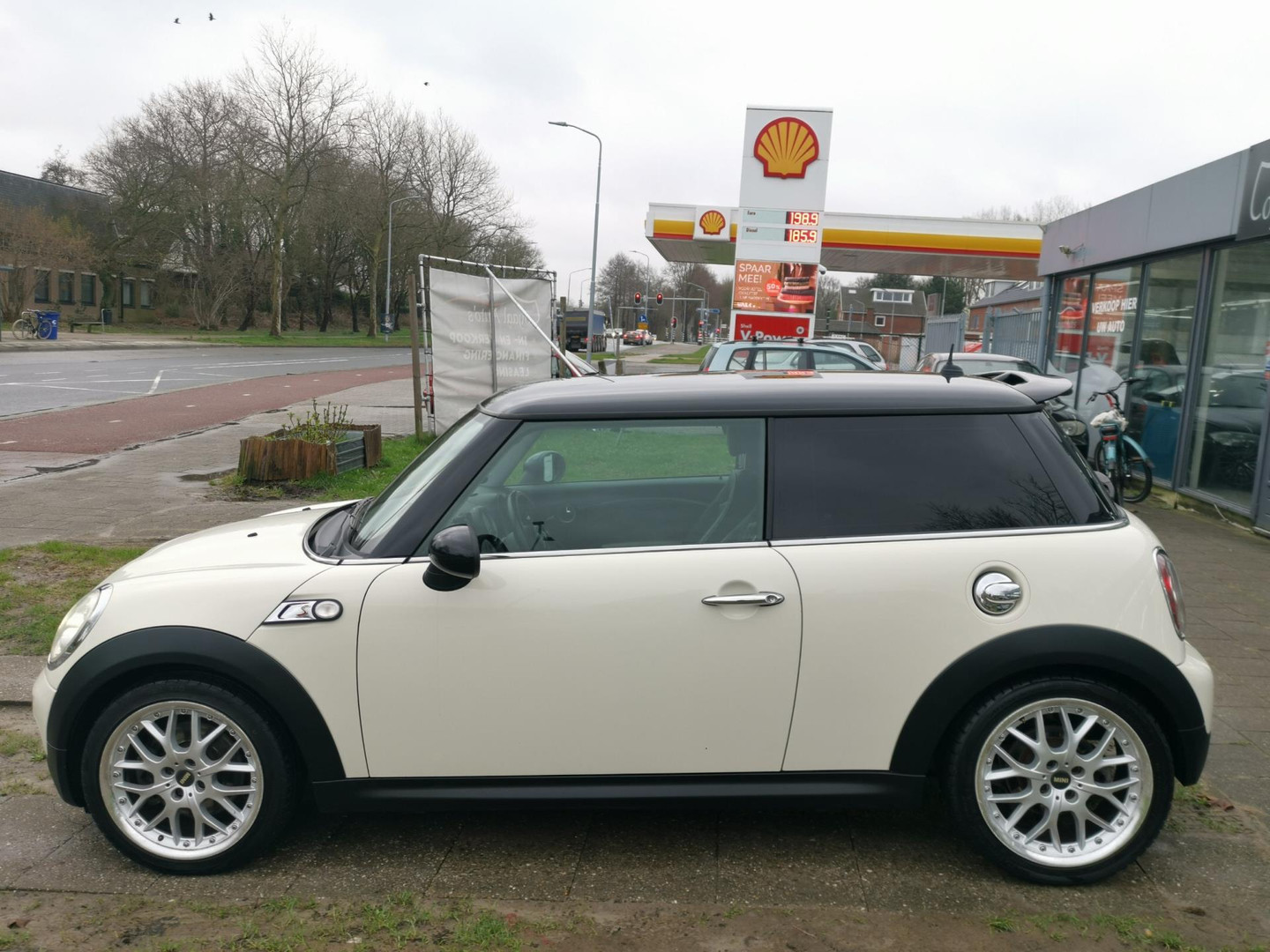 MINI