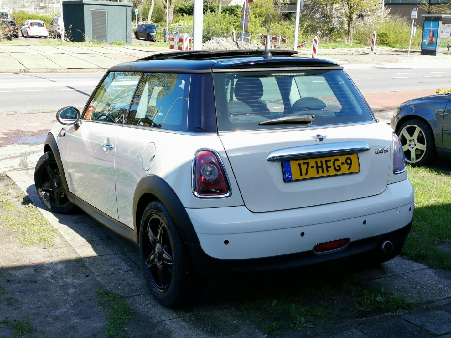 MINI