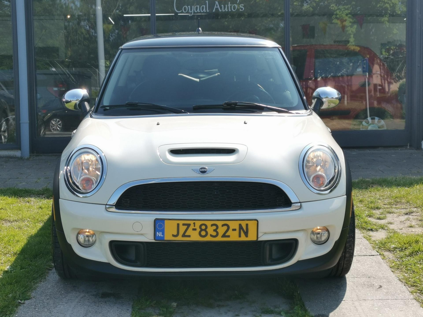 MINI