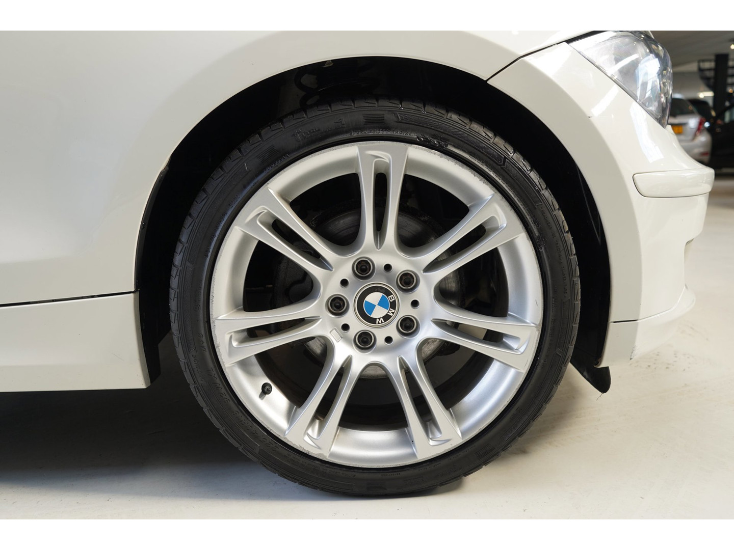 BMW BMW