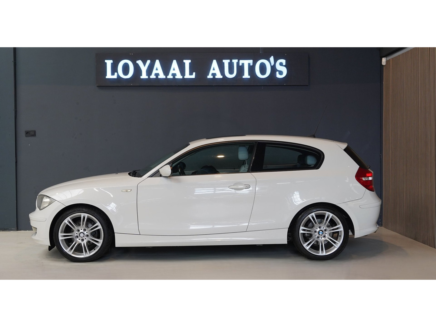 BMW BMW