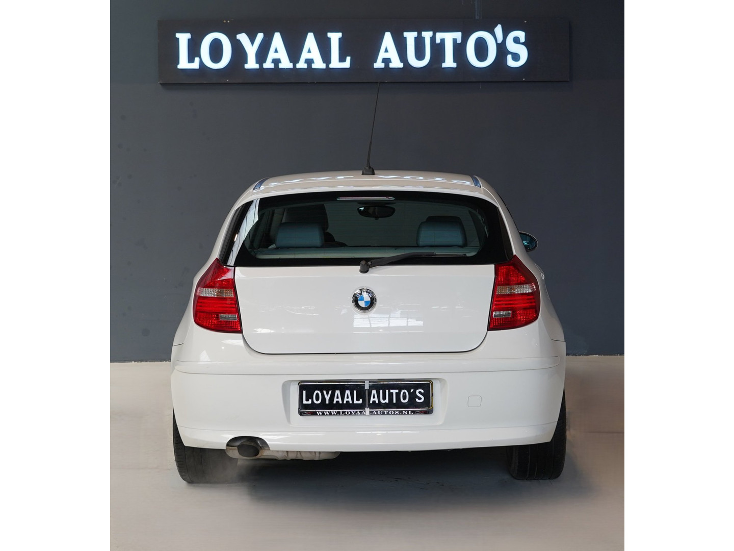 BMW BMW