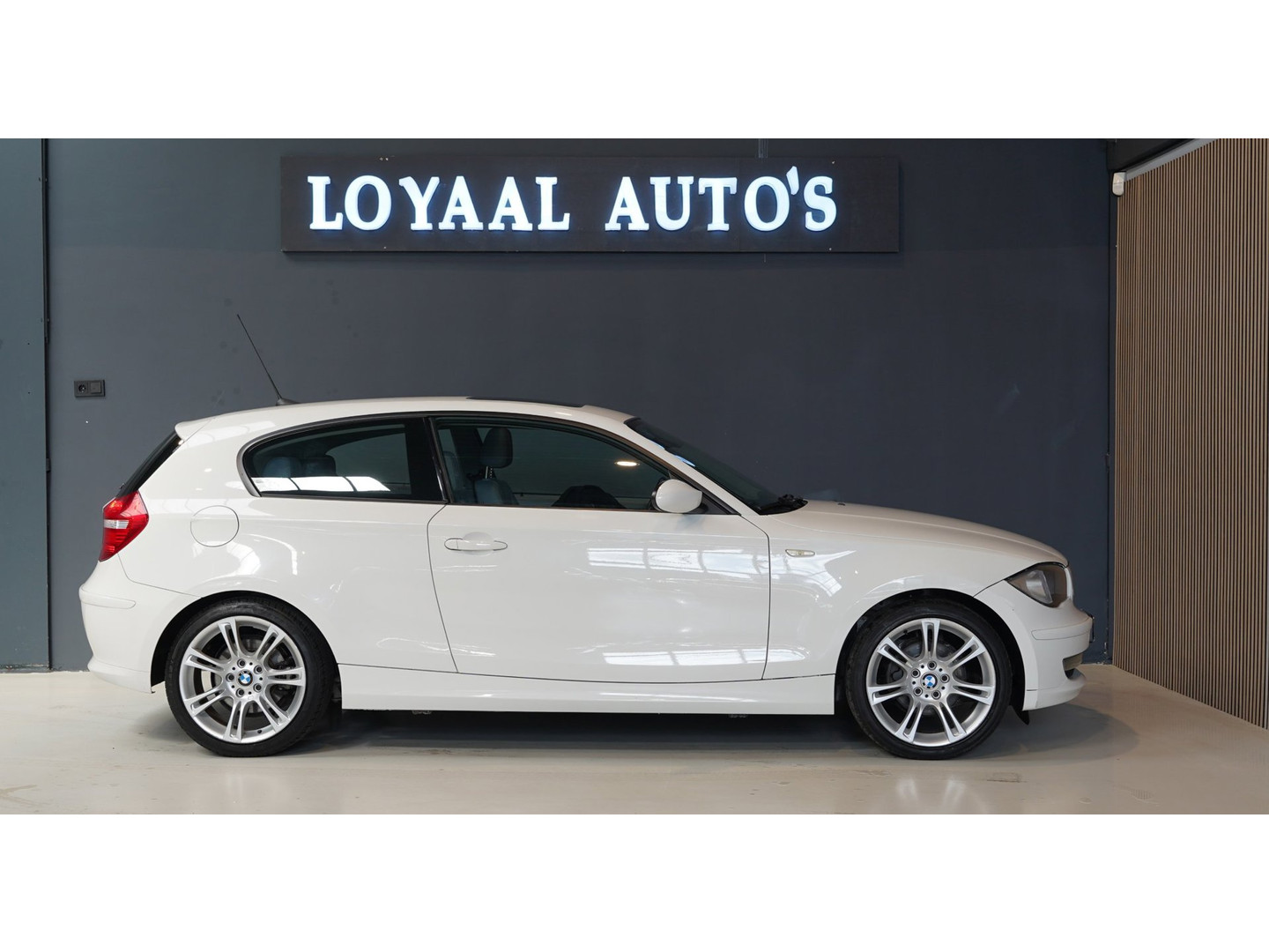 BMW BMW