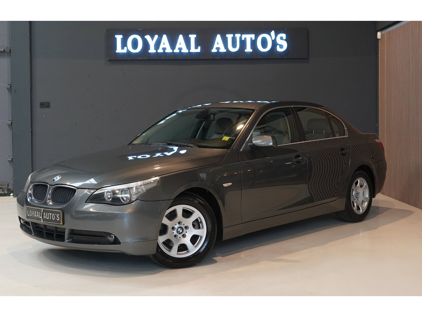 BMW BMW