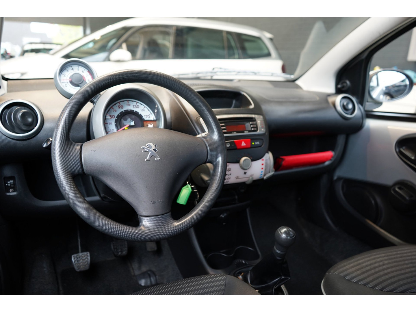 Peugeot Peugeot