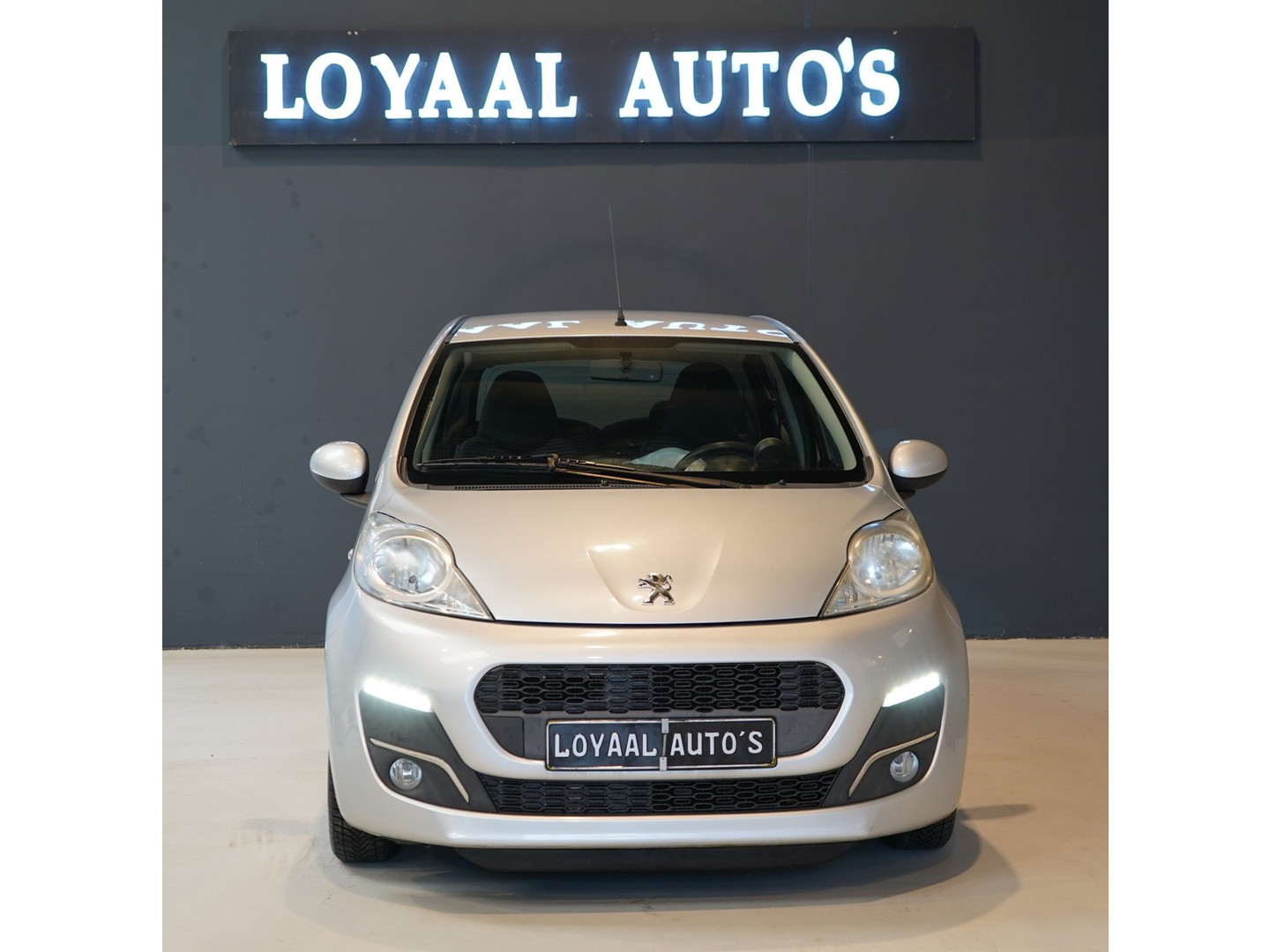 Peugeot Peugeot