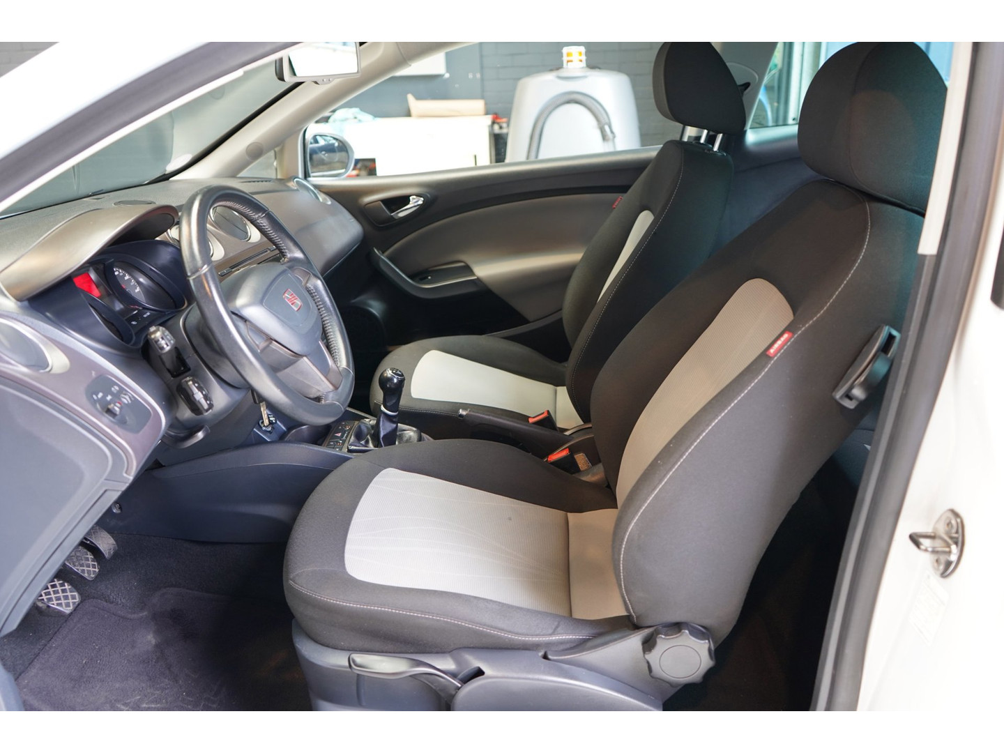 SEAT