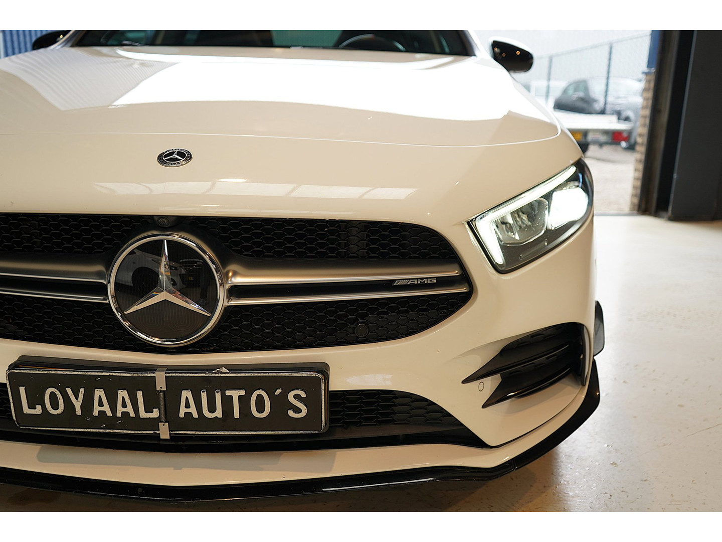 Mercedes-Benz