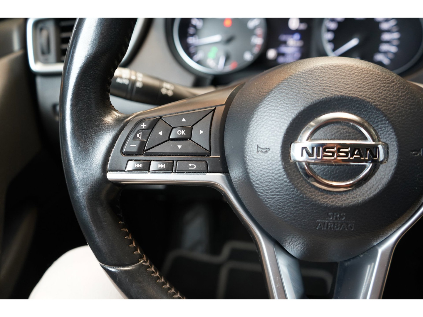 Nissan Nissan