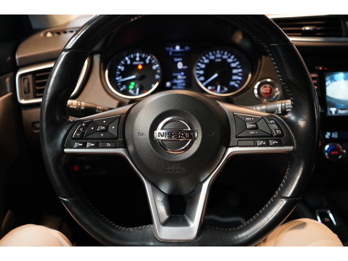 Nissan Nissan