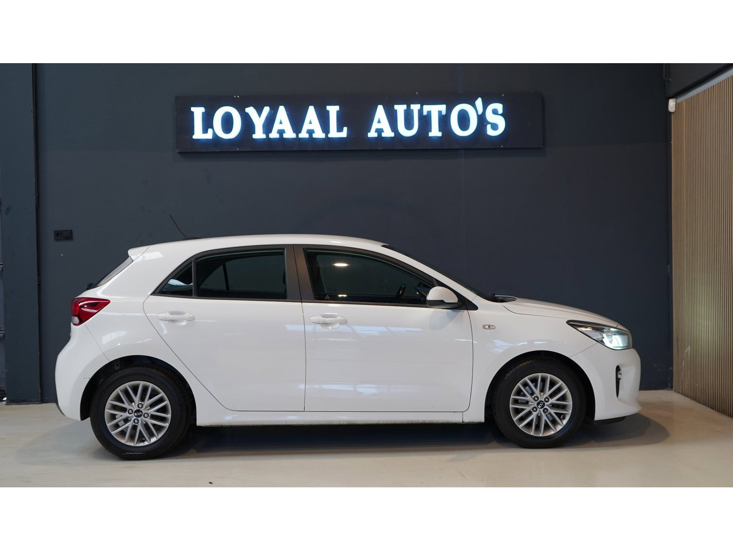 Kia