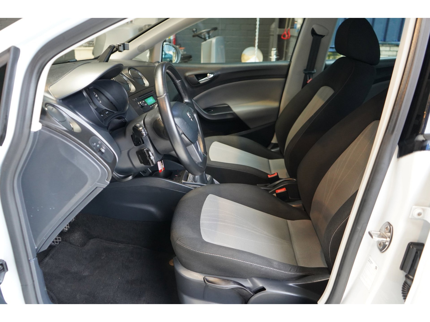 SEAT