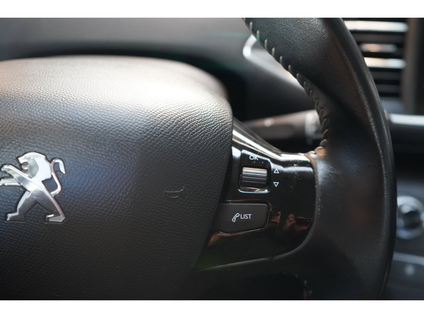 Peugeot Peugeot