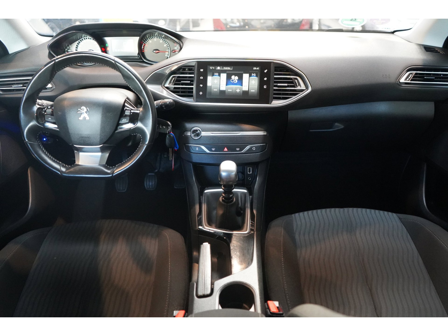 Peugeot Peugeot