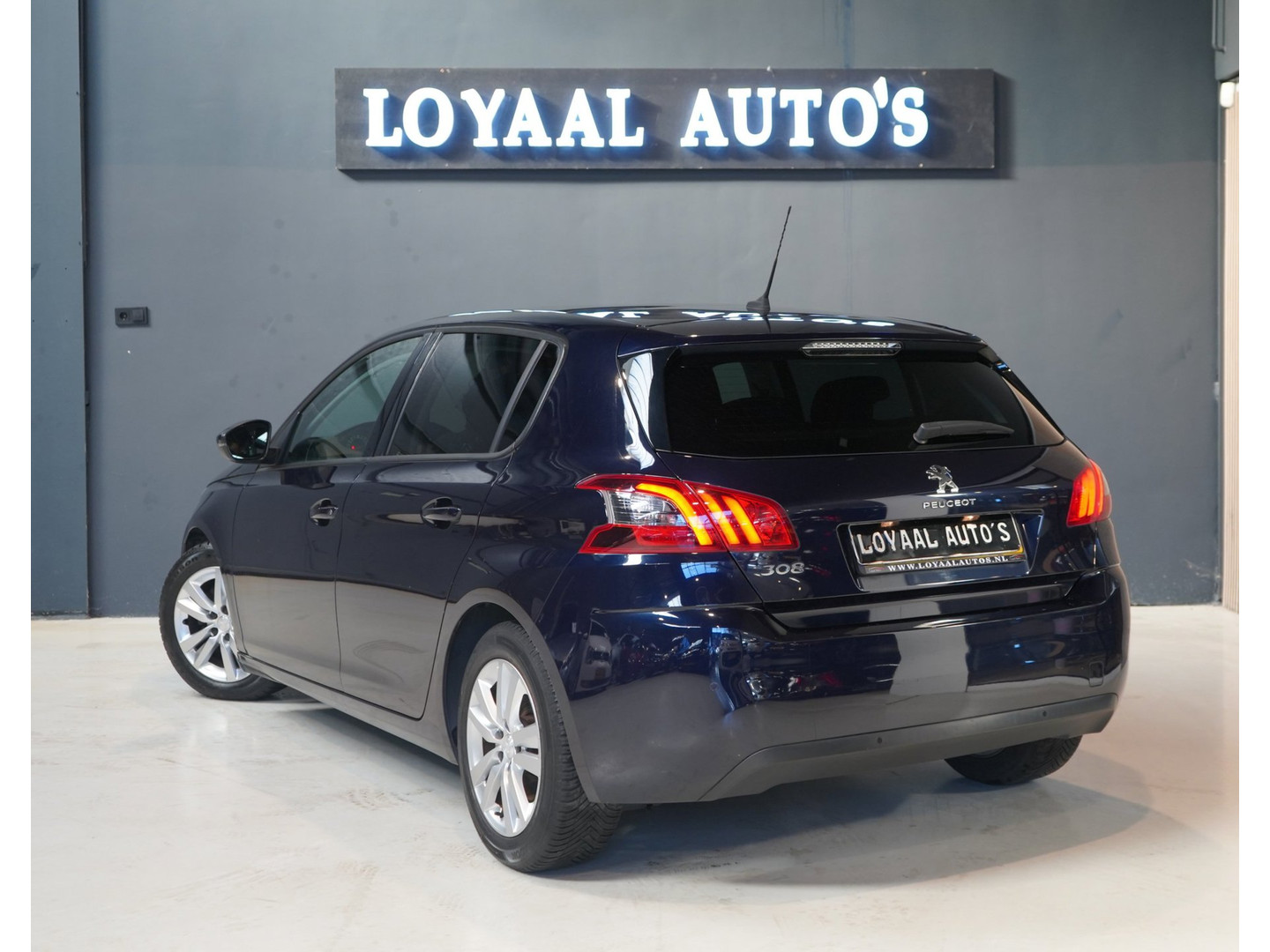 Peugeot Peugeot