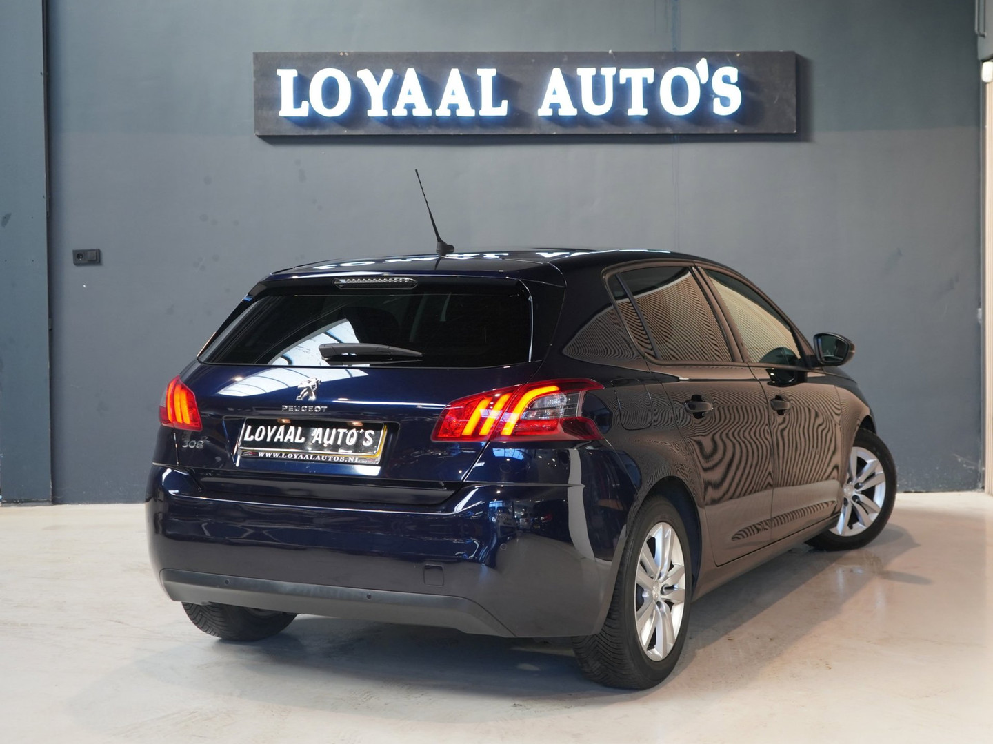 Peugeot Peugeot