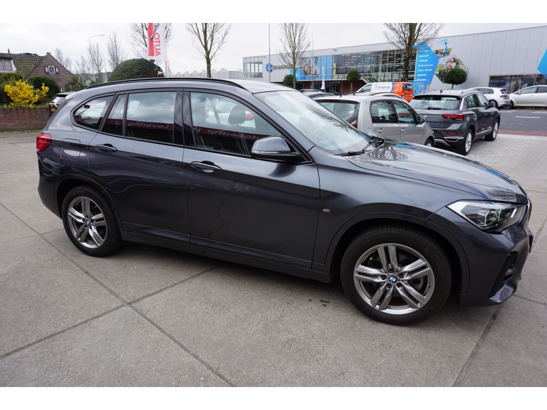 BMW BMW