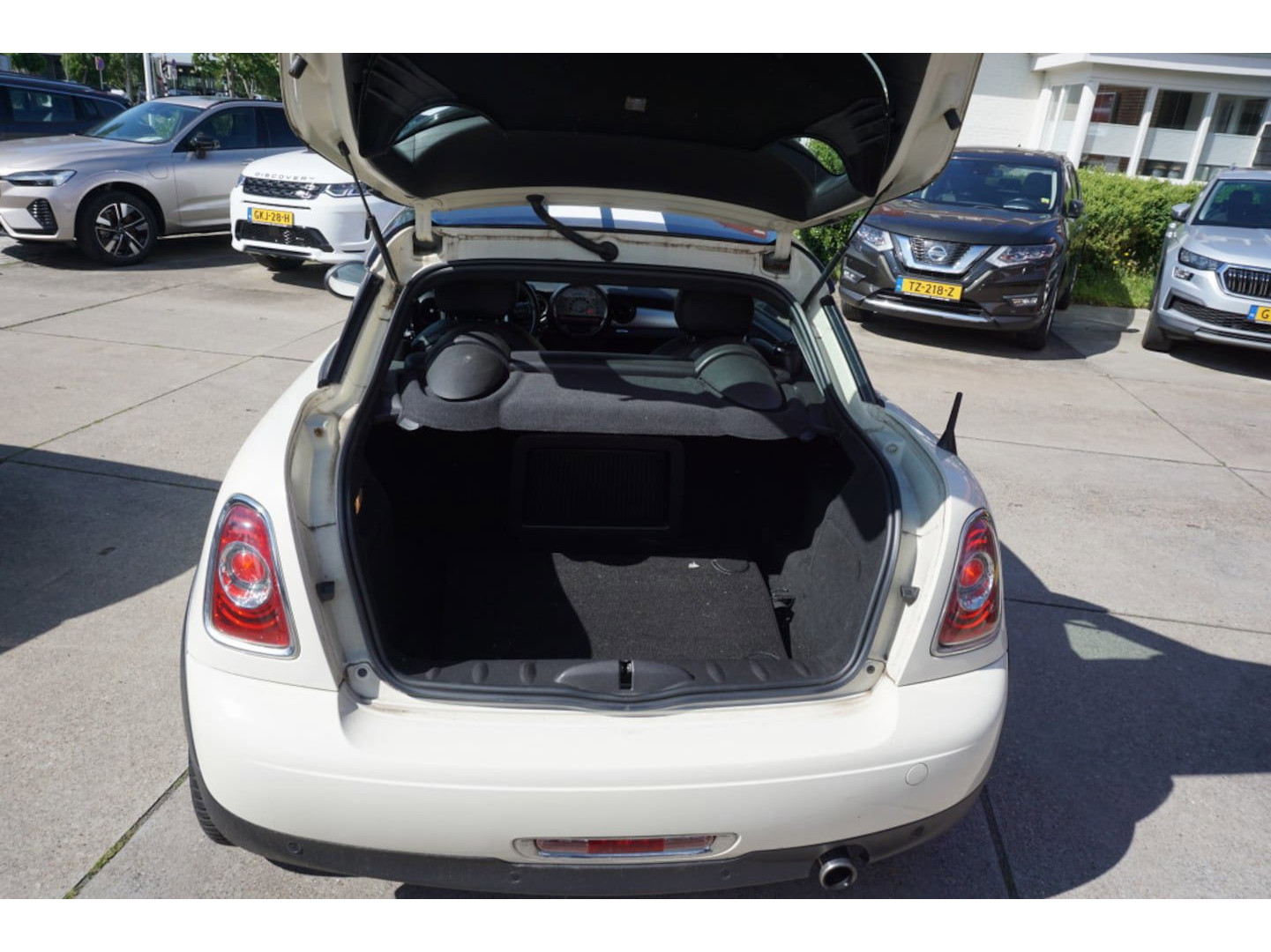 MINI