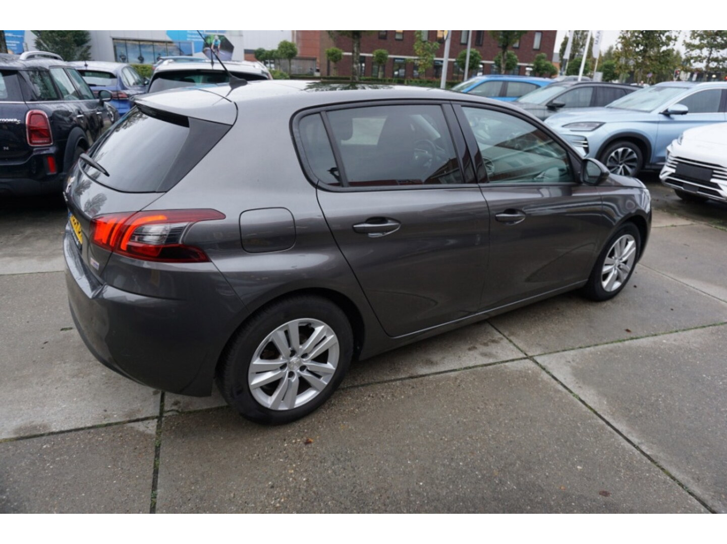 Peugeot