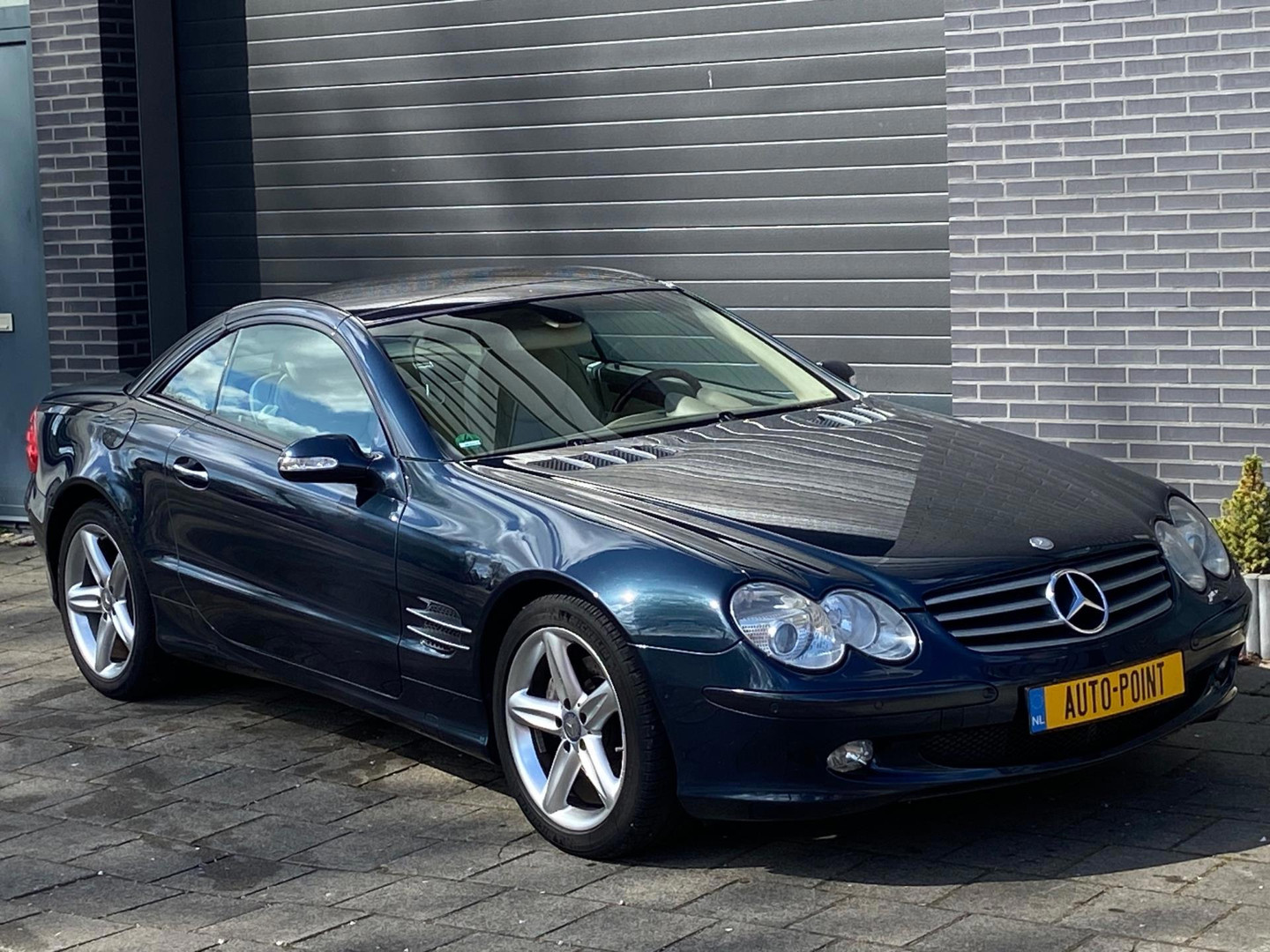 Mercedes-Benz