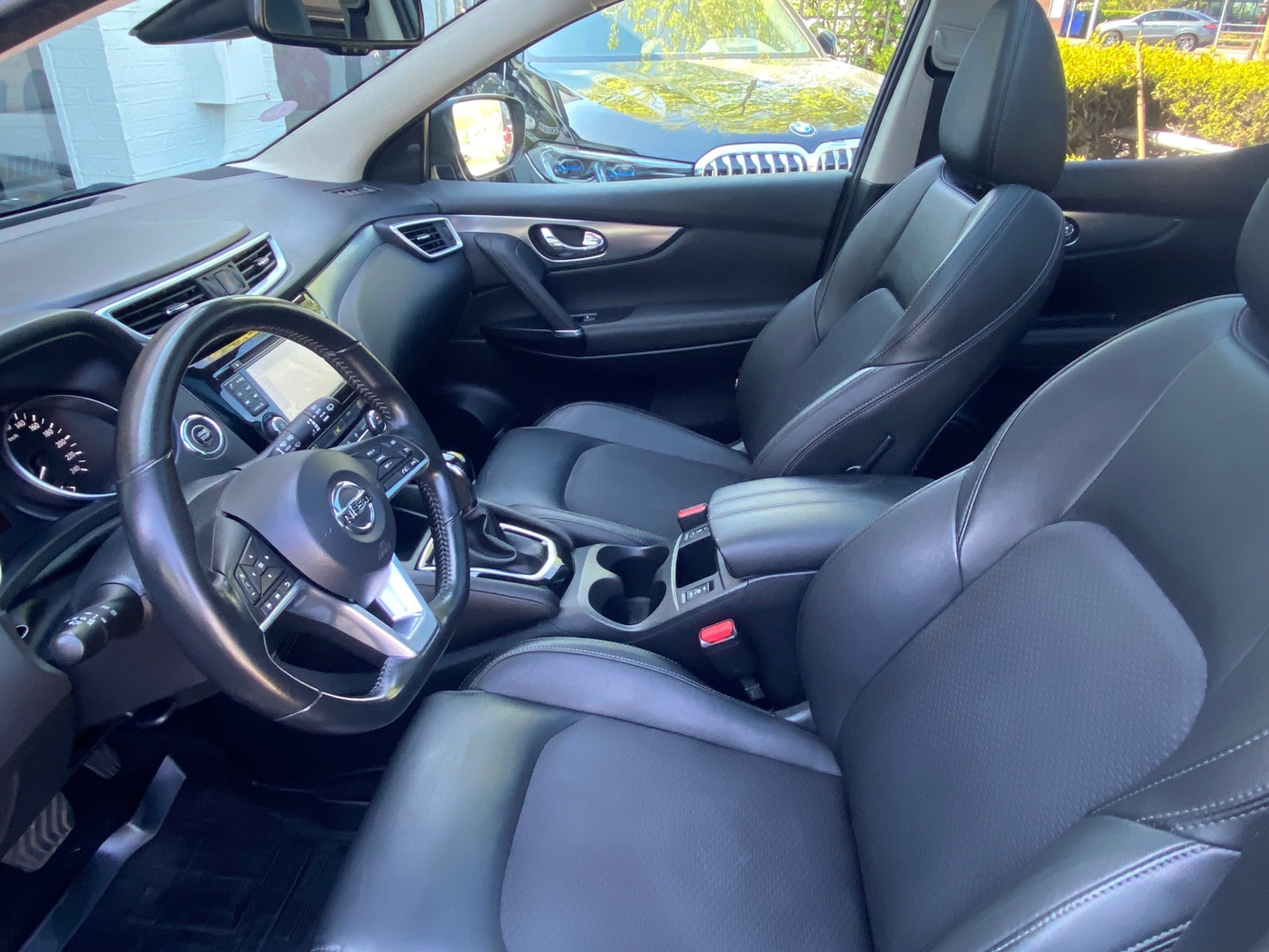 Nissan Nissan