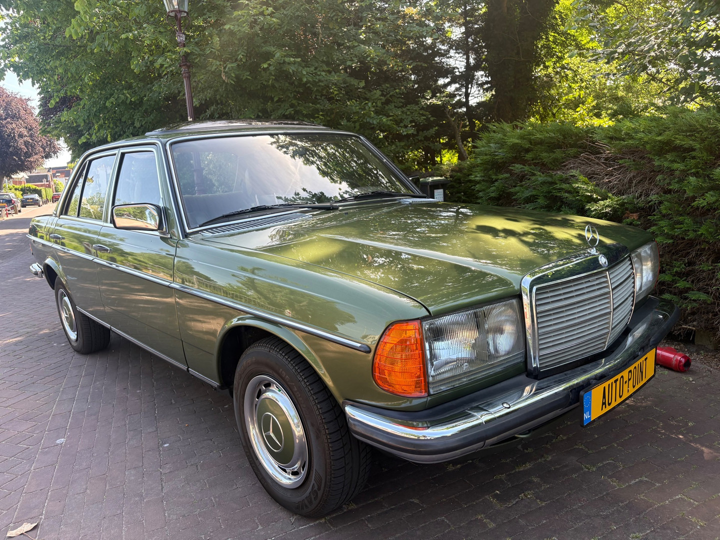 Mercedes-Benz