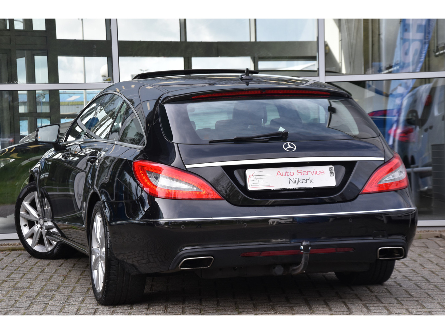 Mercedes-Benz Mercedes-Benz