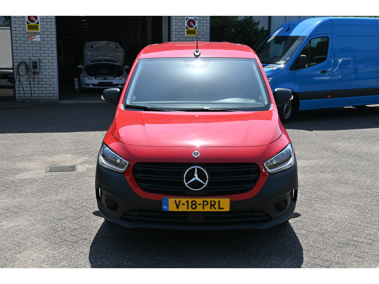 Mercedes-Benz