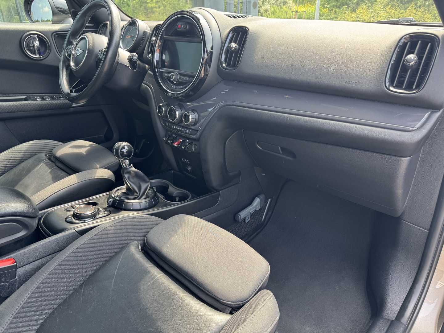 MINI