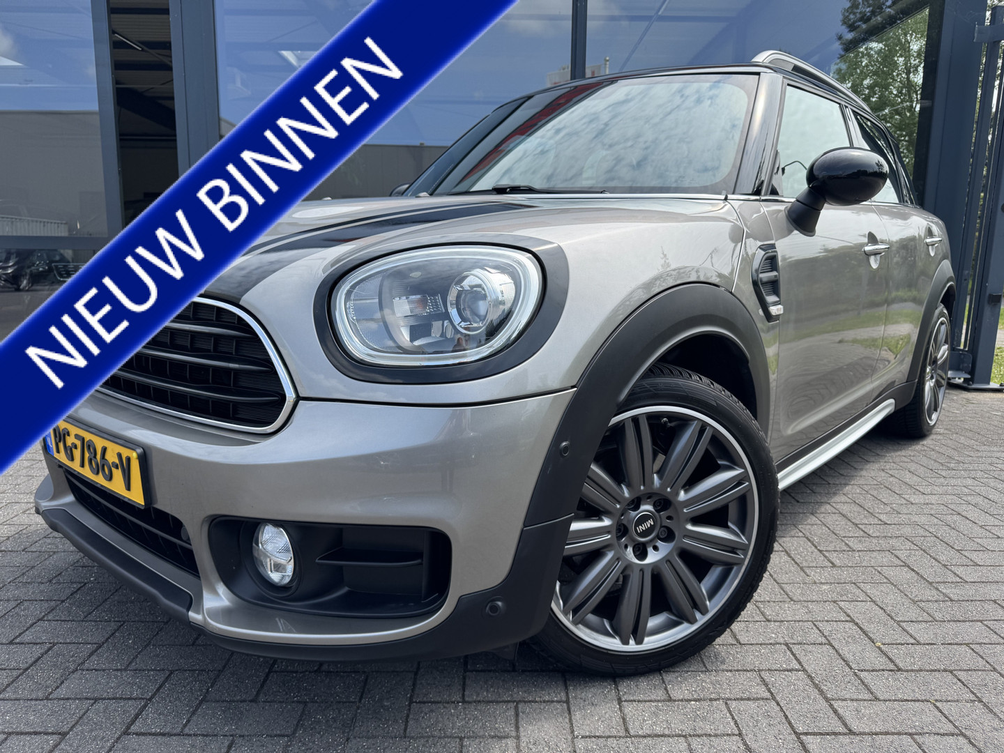 MINI