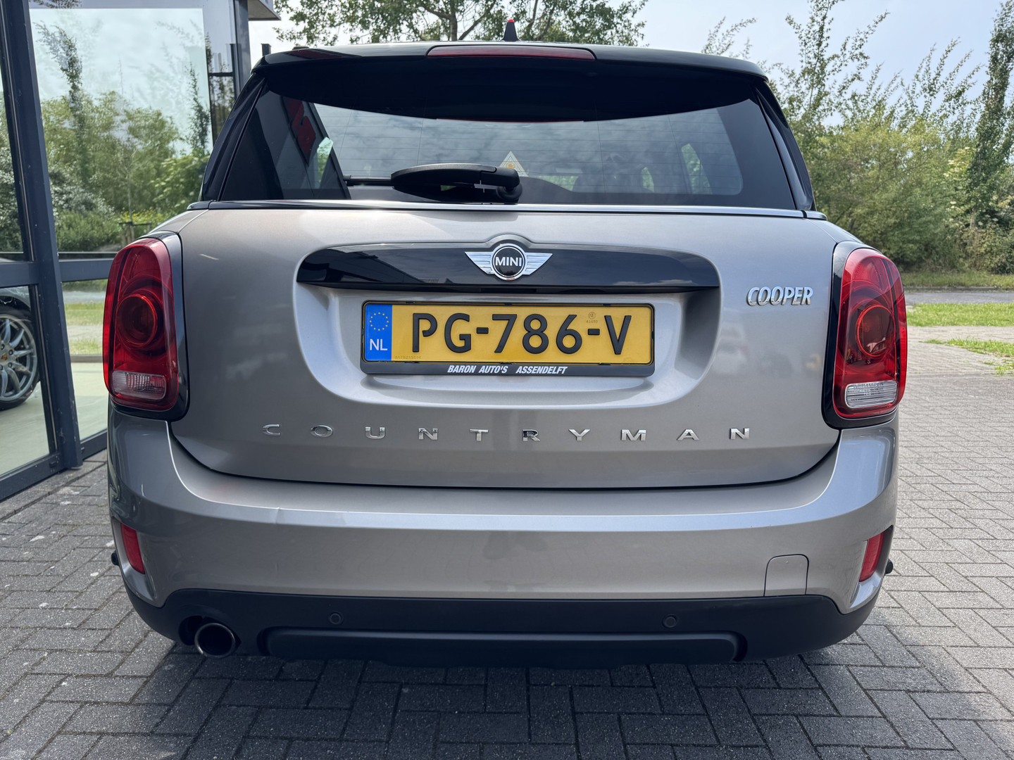 MINI