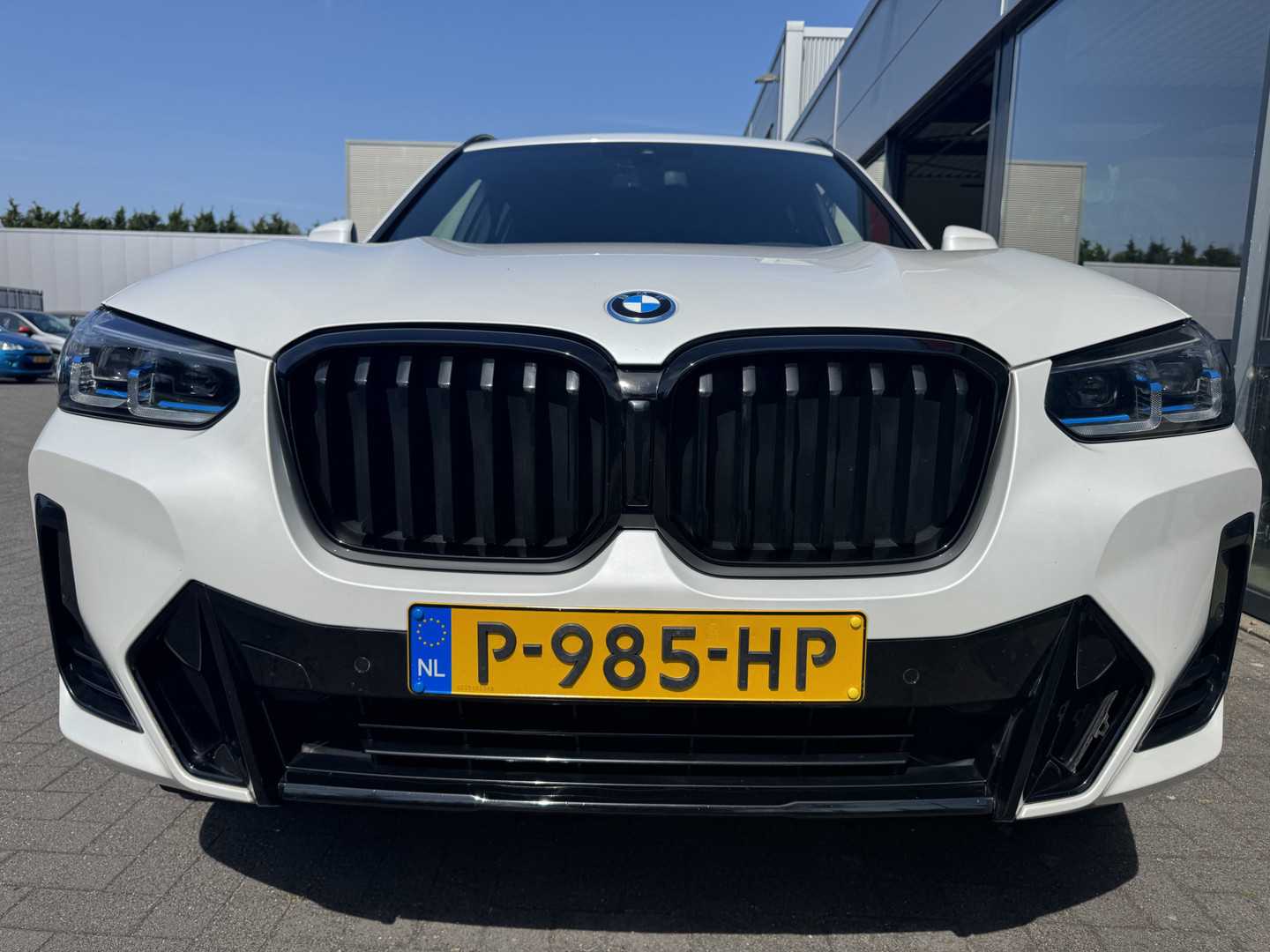 BMW