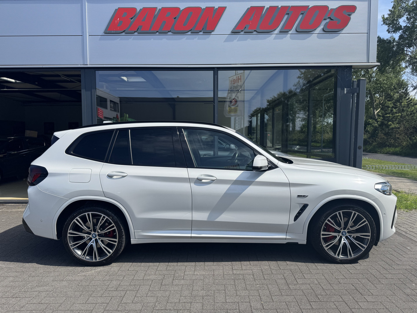 BMW