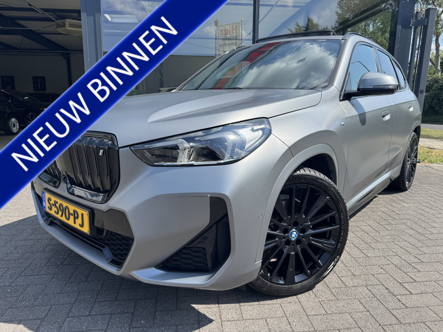 BMW