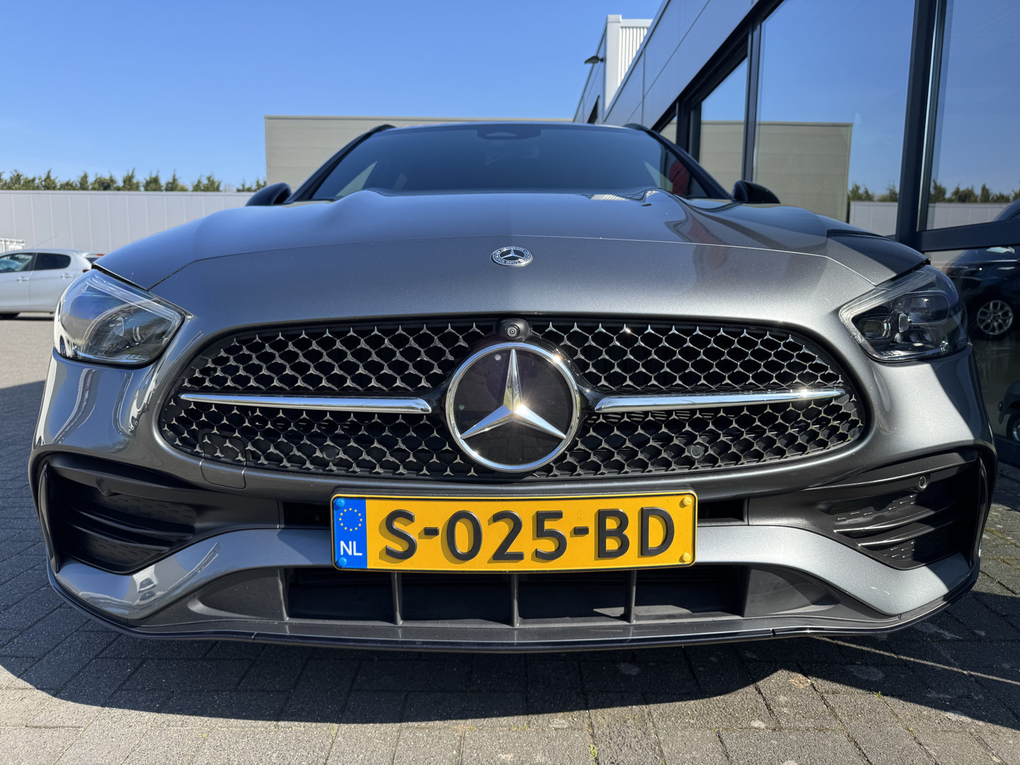 Mercedes-Benz