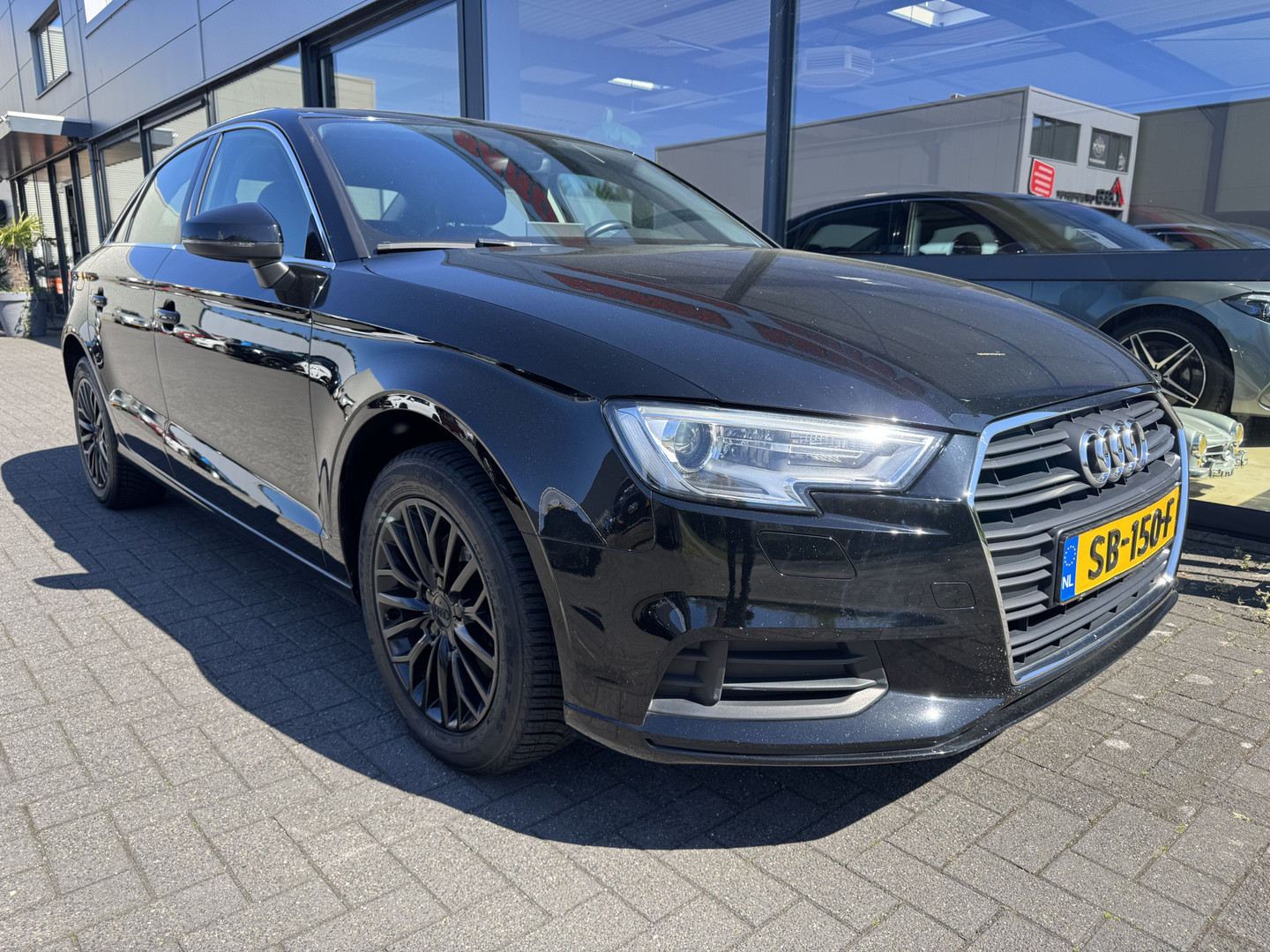 Audi