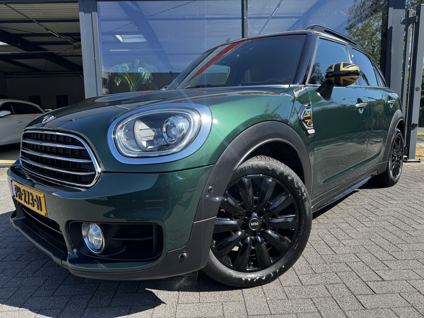 MINI