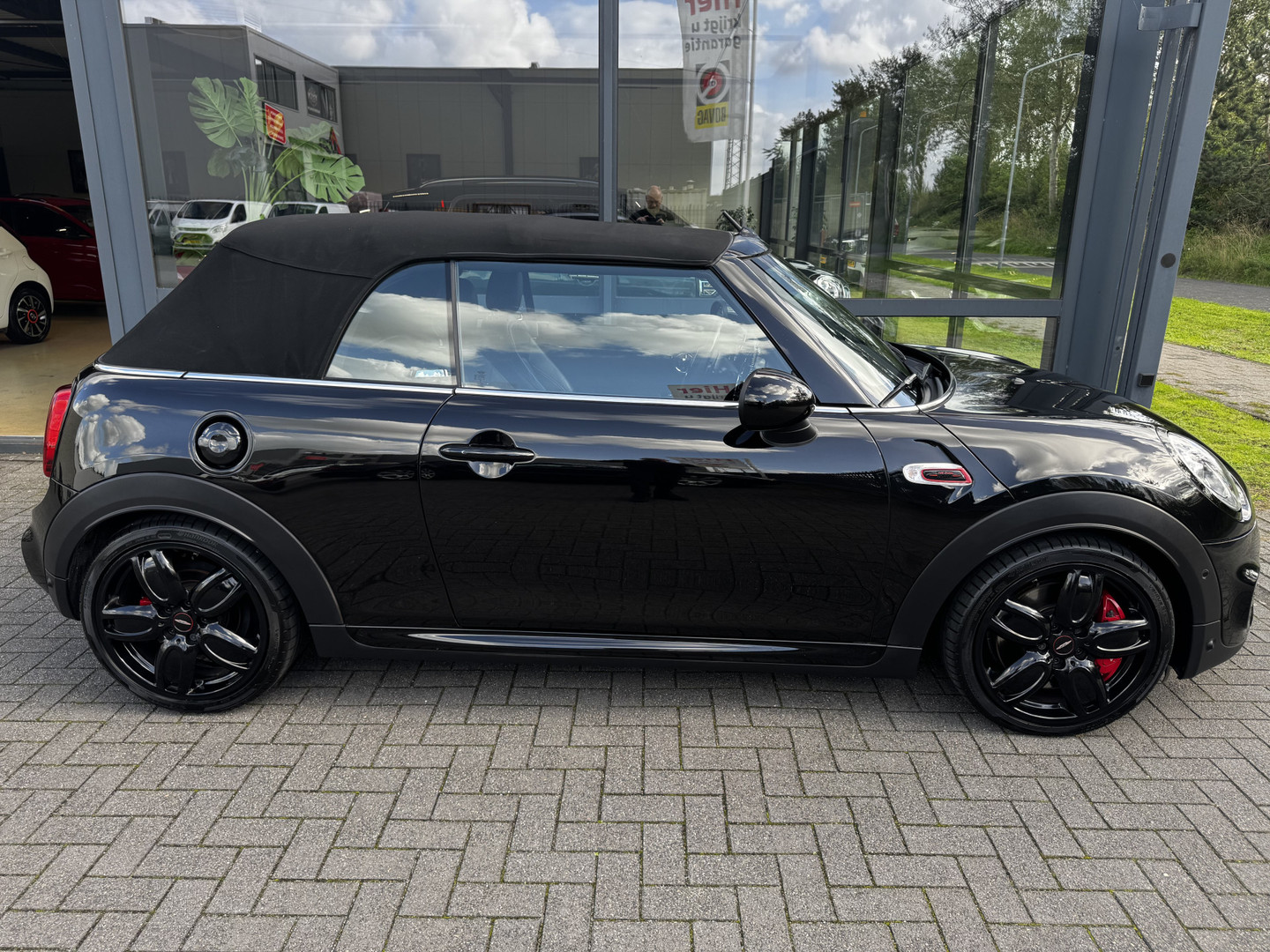 MINI