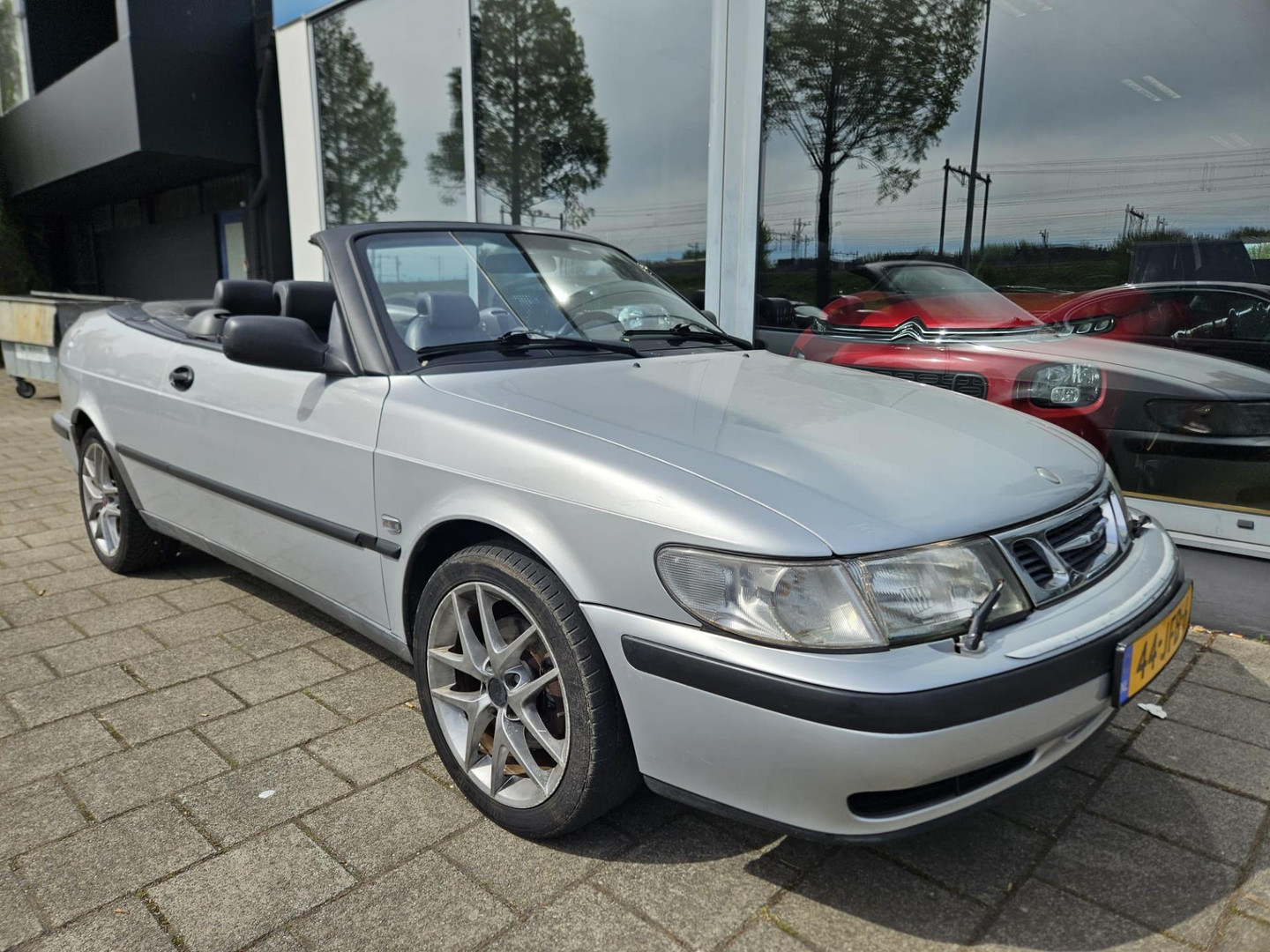 Saab