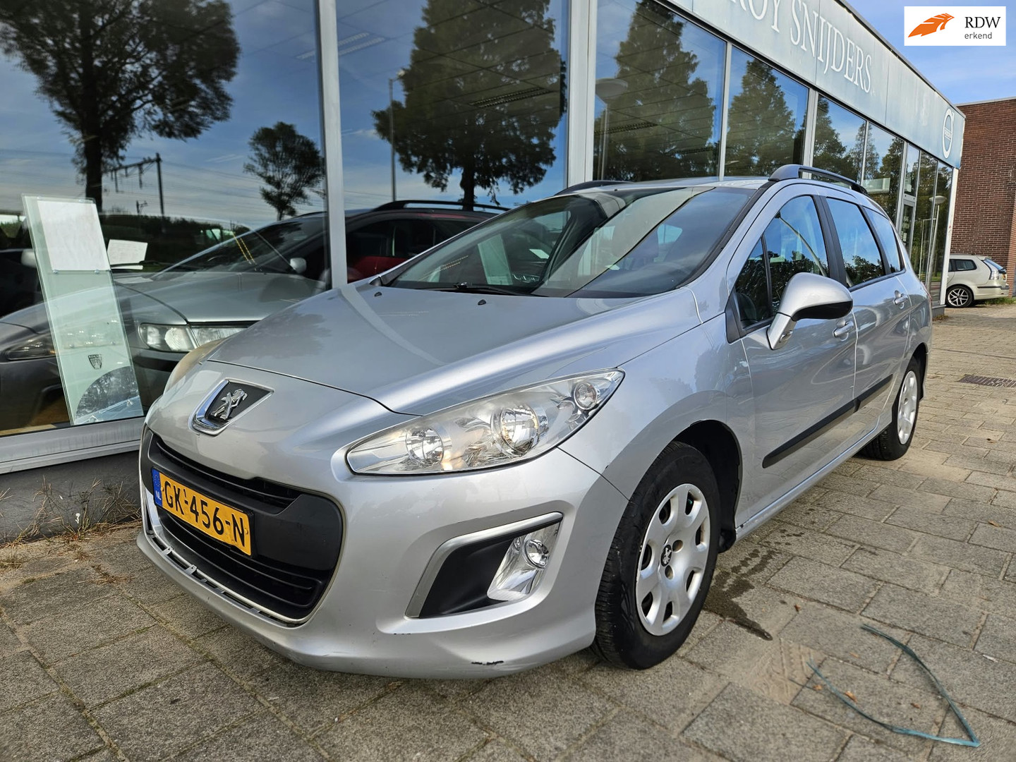 Peugeot Peugeot