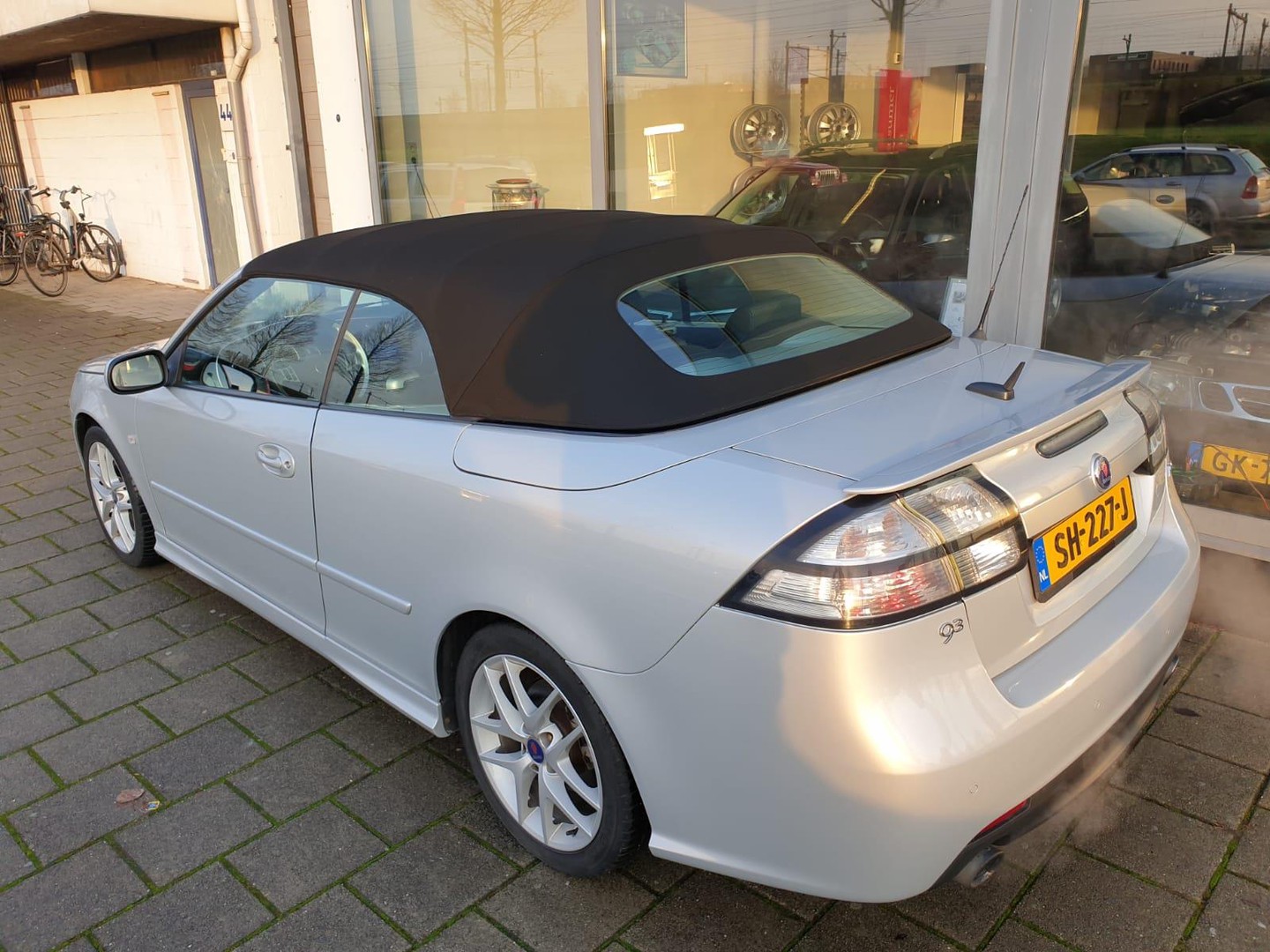 Saab Saab